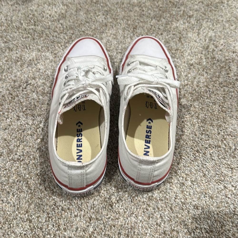 Converse - Picture 2 of 3